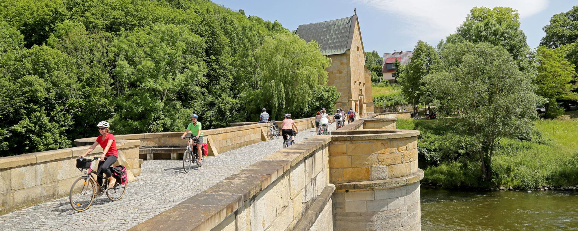 Die historische Werrabrücke im westthüringischen Creuzburg © Werratal Touristik e. V.